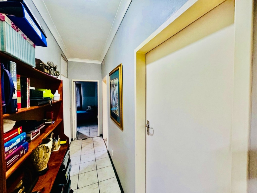 5 Bedroom Property for Sale in Modjadjiskloof Limpopo