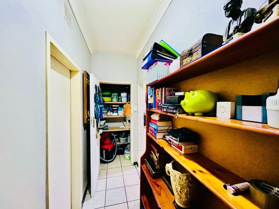 5 Bedroom Property for Sale in Modjadjiskloof Limpopo