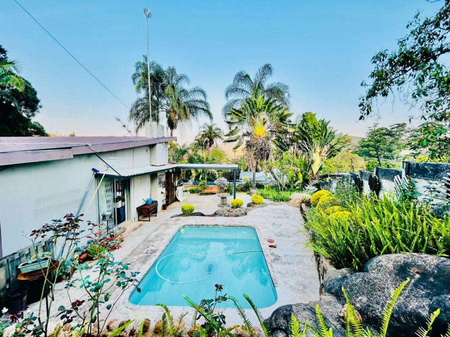 5 Bedroom Property for Sale in Modjadjiskloof Limpopo