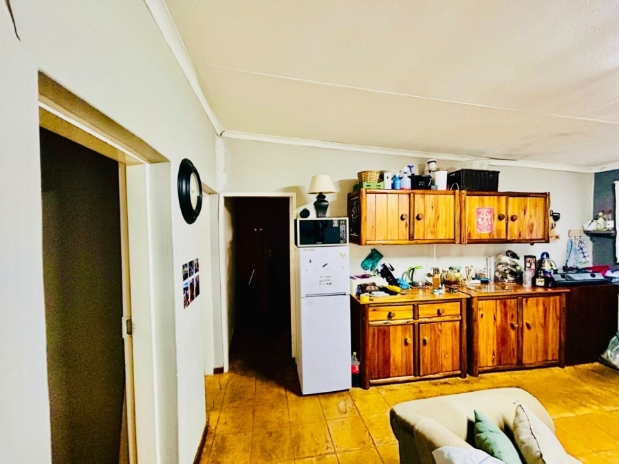 5 Bedroom Property for Sale in Modjadjiskloof Limpopo