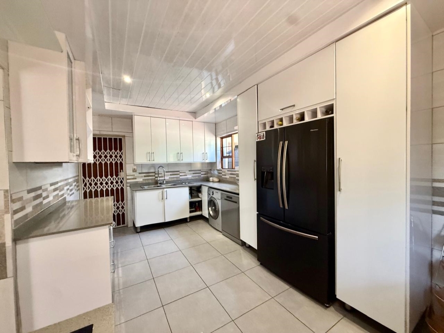 4 Bedroom Property for Sale in Bendor Limpopo