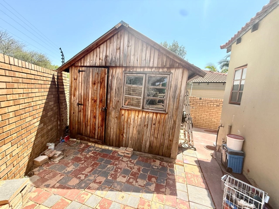 4 Bedroom Property for Sale in Bendor Limpopo
