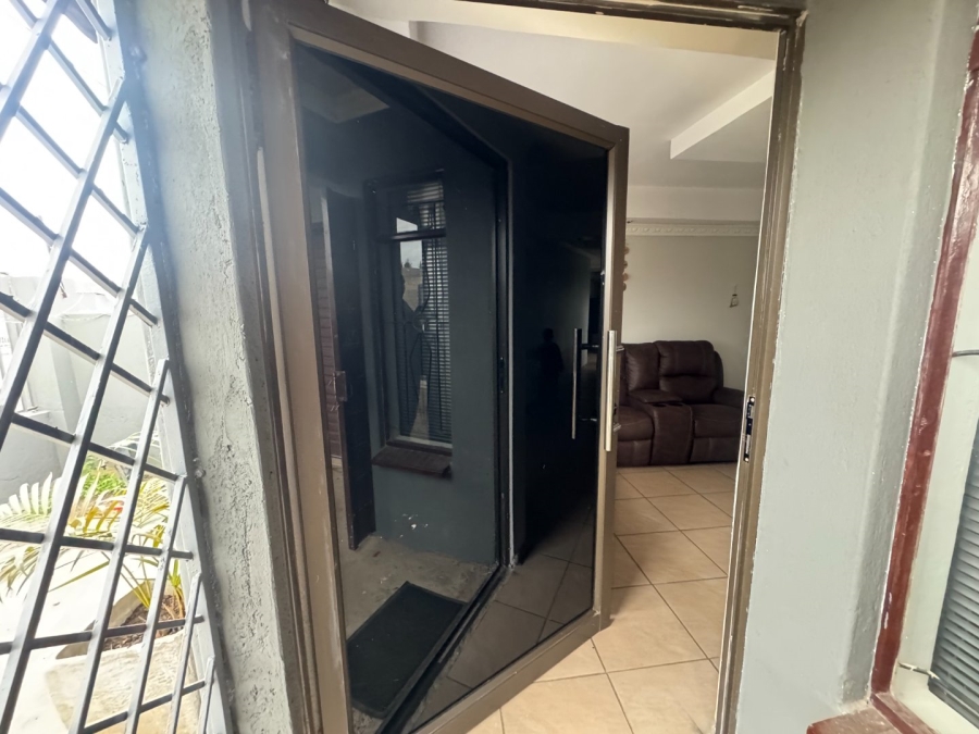 3 Bedroom Property for Sale in Westenburg Limpopo