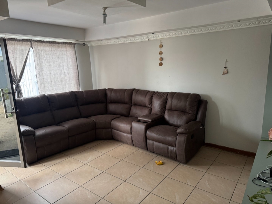 3 Bedroom Property for Sale in Westenburg Limpopo