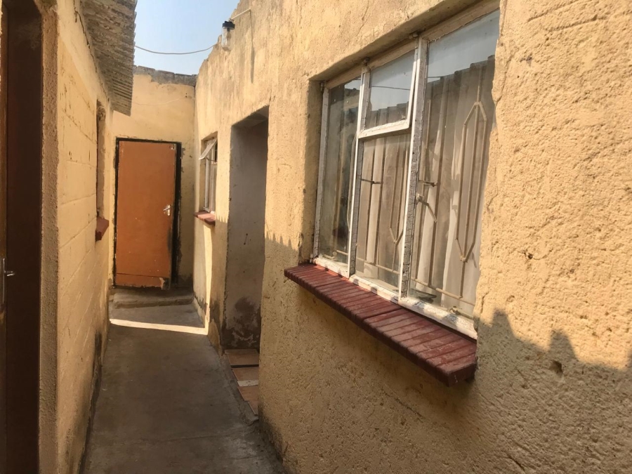 2 Bedroom Property for Sale in Seshego A Limpopo
