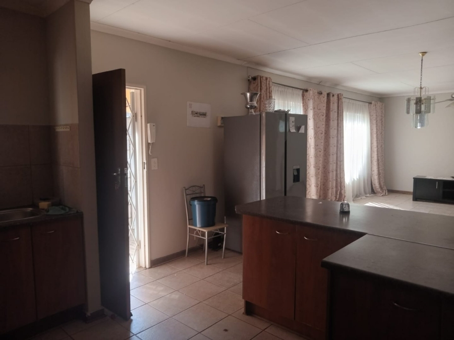 To Let 3 Bedroom Property for Rent in Bendor Limpopo