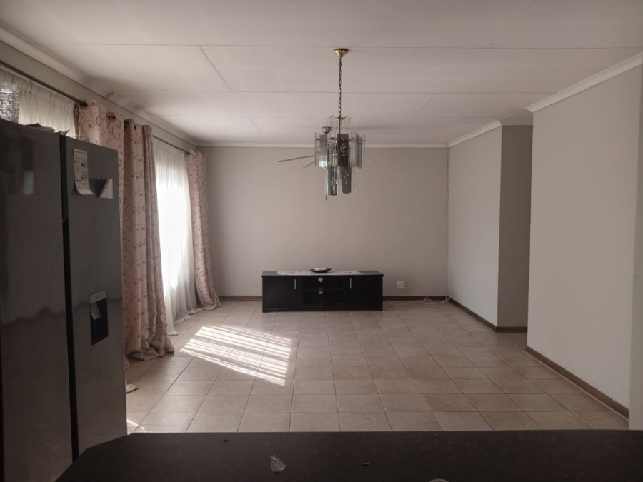 To Let 3 Bedroom Property for Rent in Bendor Limpopo