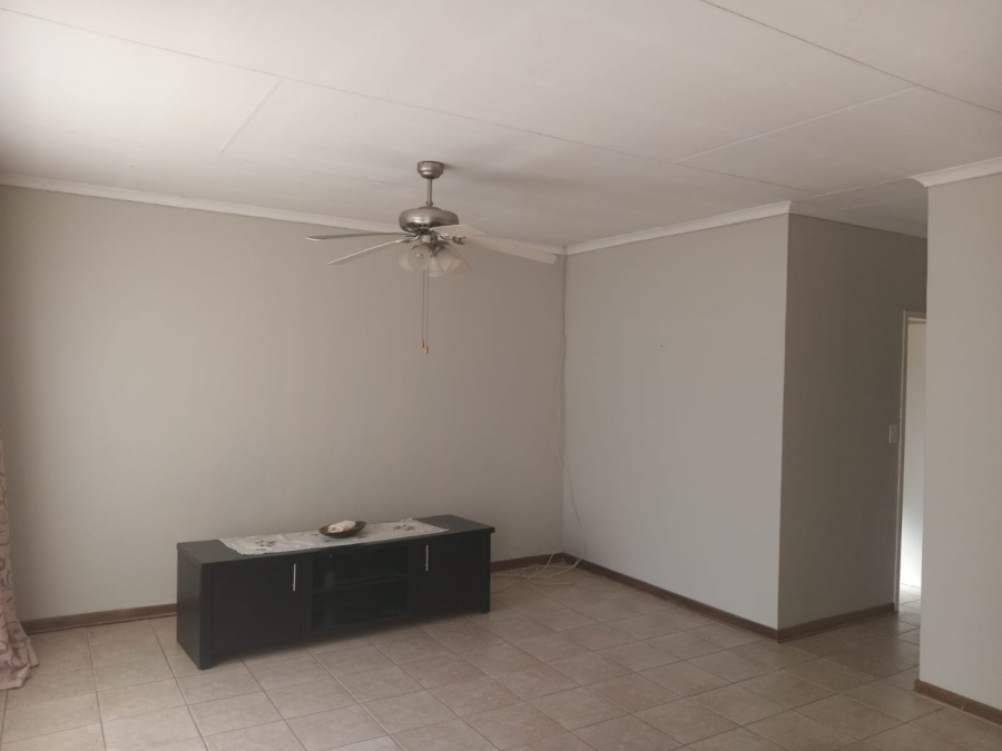 To Let 3 Bedroom Property for Rent in Bendor Limpopo