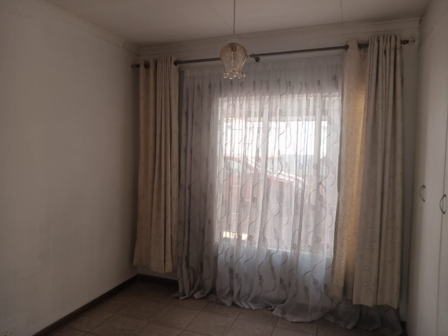 To Let 3 Bedroom Property for Rent in Bendor Limpopo