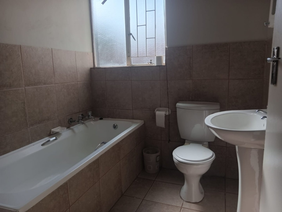 To Let 3 Bedroom Property for Rent in Bendor Limpopo