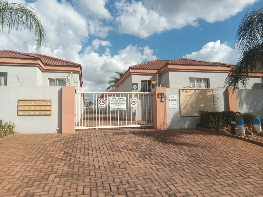 To Let 3 Bedroom Property for Rent in Bendor Limpopo