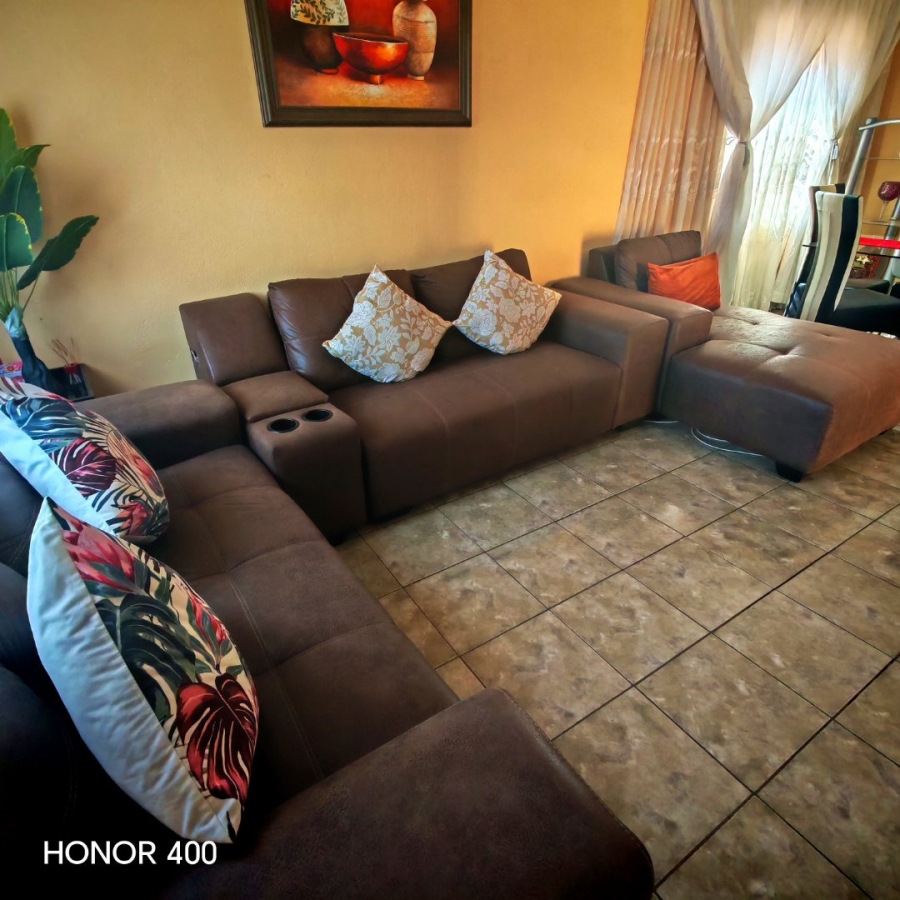 3 Bedroom Property for Sale in African Jewel Limpopo