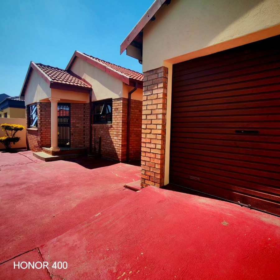 3 Bedroom Property for Sale in African Jewel Limpopo