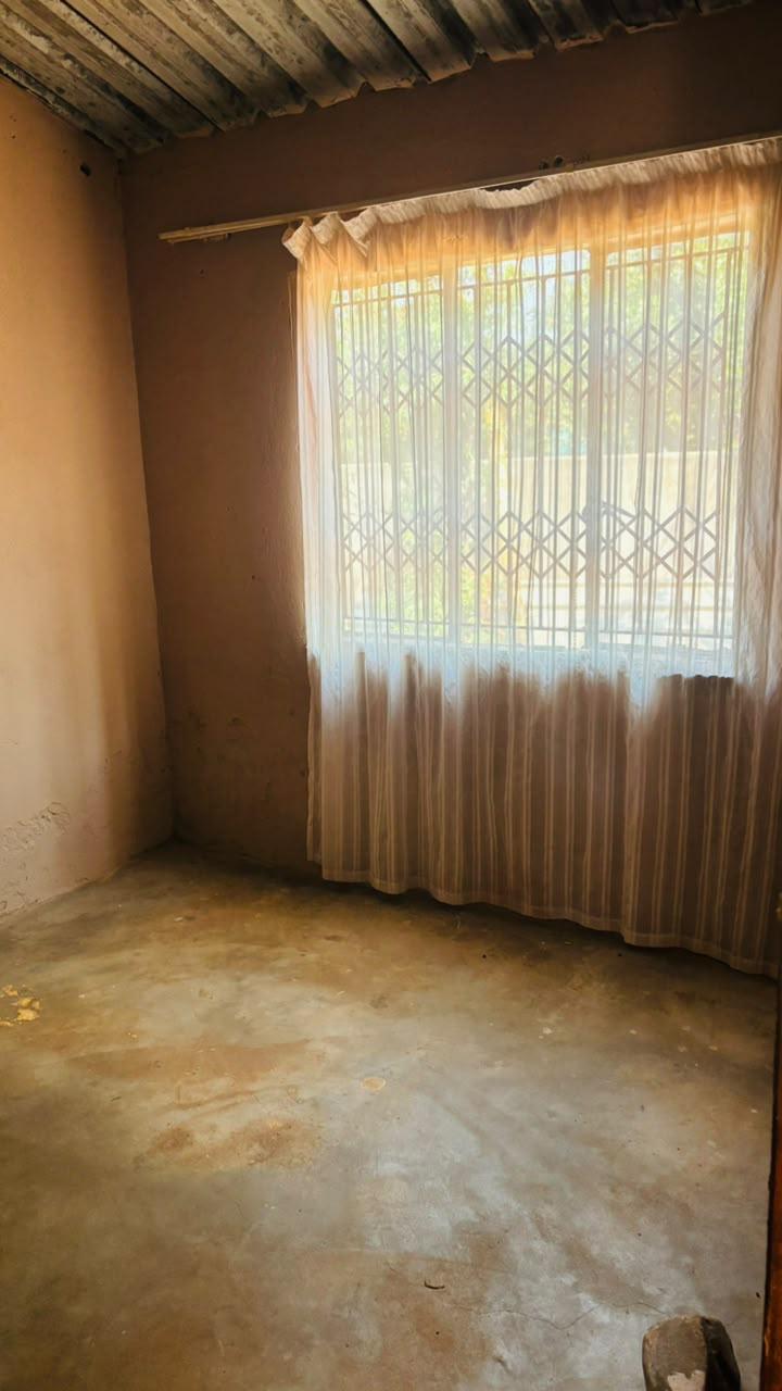 5 Bedroom Property for Sale in Lebowakgomo Zone F Limpopo