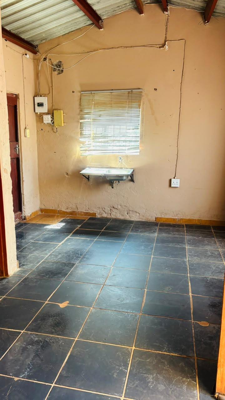 5 Bedroom Property for Sale in Lebowakgomo Zone F Limpopo