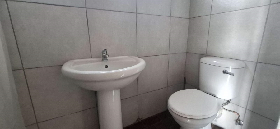 To Let 1 Bedroom Property for Rent in Polokwane Central Limpopo
