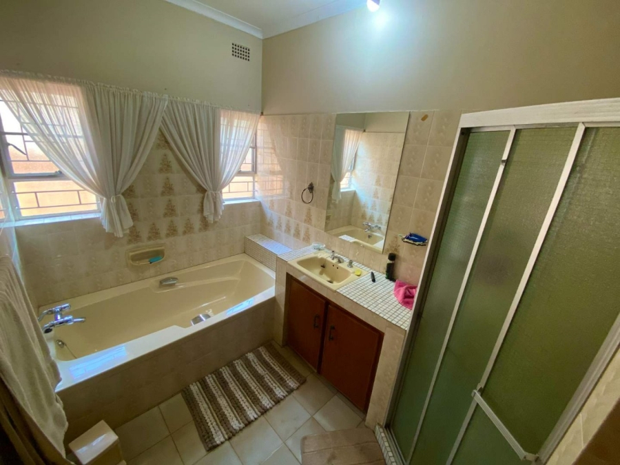 3 Bedroom Property for Sale in Mokopane Central Limpopo