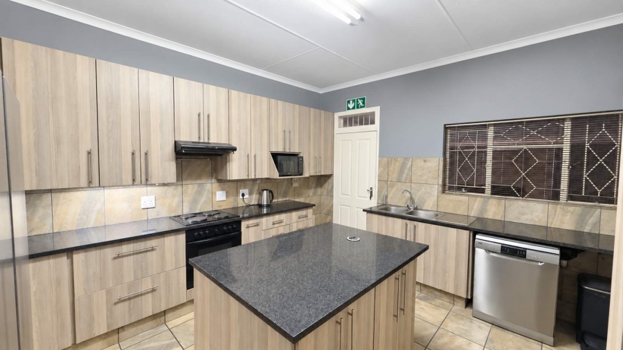 To Let 1 Bedroom Property for Rent in Polokwane Central Limpopo