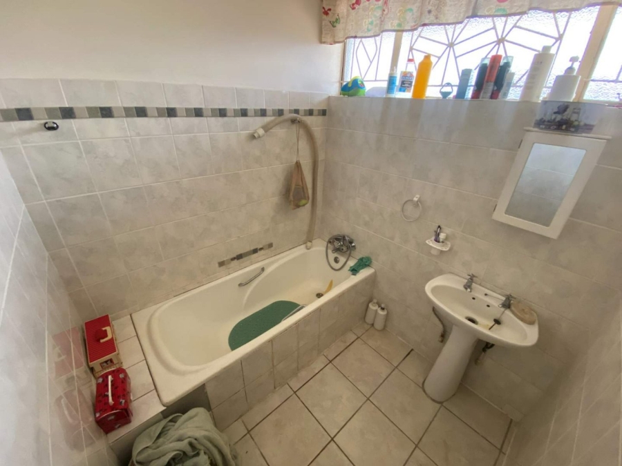4 Bedroom Property for Sale in Kameeldoringpark Limpopo
