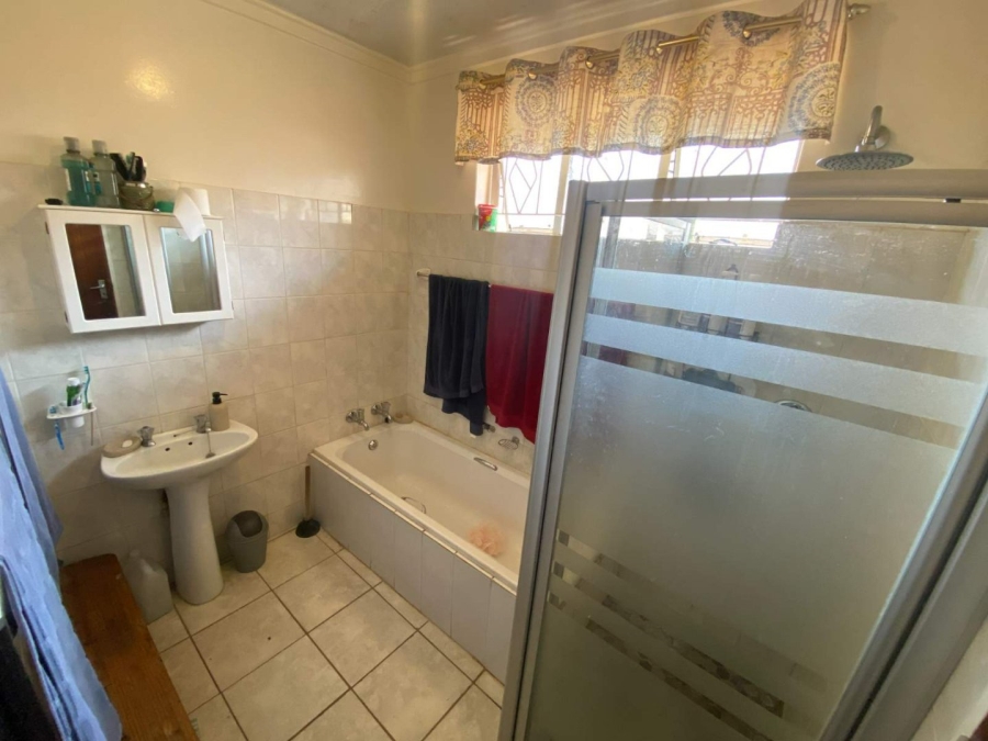 4 Bedroom Property for Sale in Kameeldoringpark Limpopo