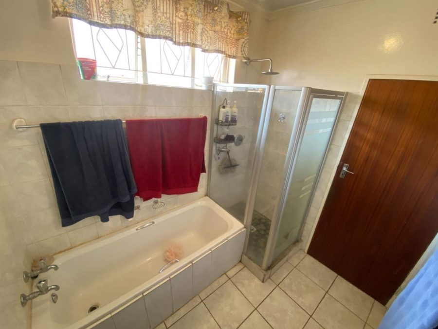 4 Bedroom Property for Sale in Kameeldoringpark Limpopo