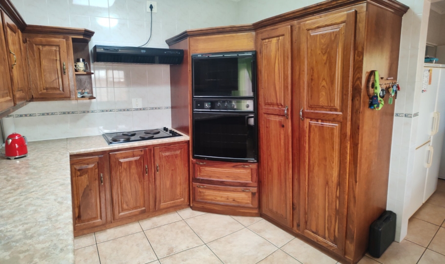  Bedroom Property for Sale in Modimolle Limpopo