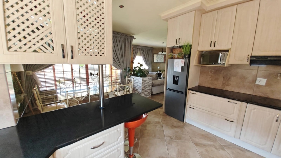 7 Bedroom Property for Sale in Seshego Limpopo