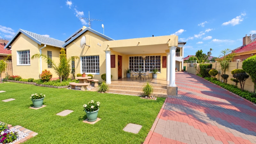 7 Bedroom Property for Sale in Seshego Limpopo