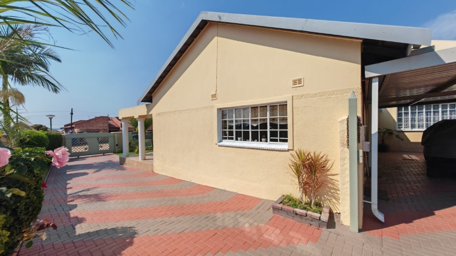 7 Bedroom Property for Sale in Seshego Limpopo