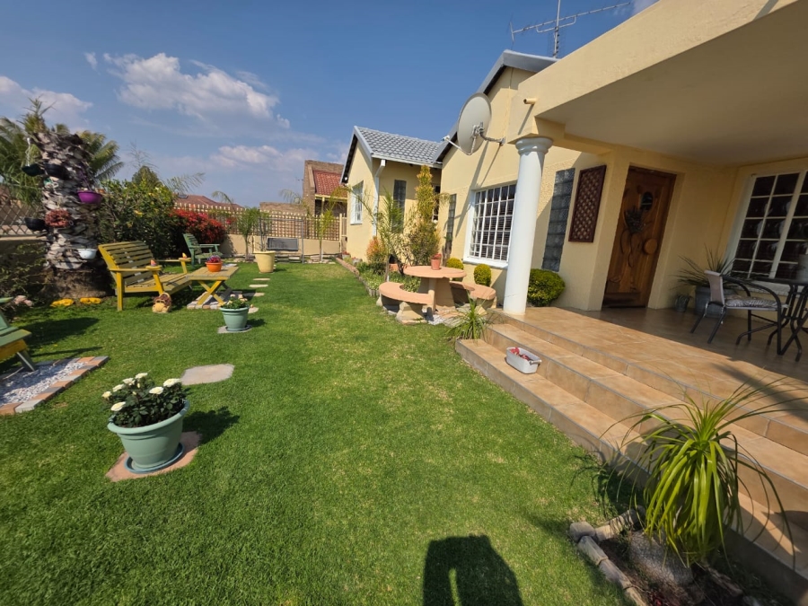 7 Bedroom Property for Sale in Seshego Limpopo