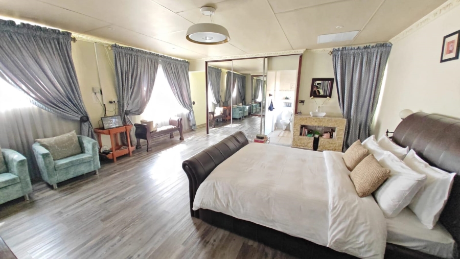 7 Bedroom Property for Sale in Seshego Limpopo
