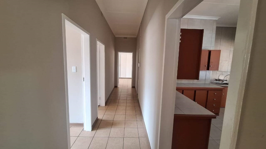 To Let 4 Bedroom Property for Rent in Mokopane Central Limpopo