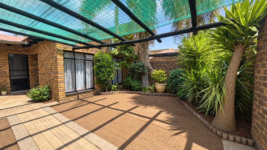 To Let 2 Bedroom Property for Rent in Sterpark Limpopo