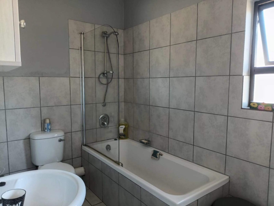 2 Bedroom Property for Sale in Annadale Limpopo
