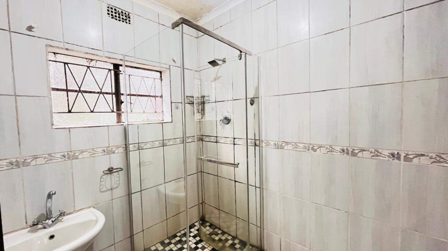 4 Bedroom Property for Sale in Modjadjiskloof Limpopo