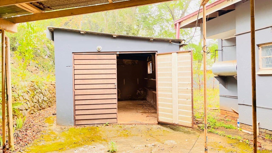 4 Bedroom Property for Sale in Modjadjiskloof Limpopo