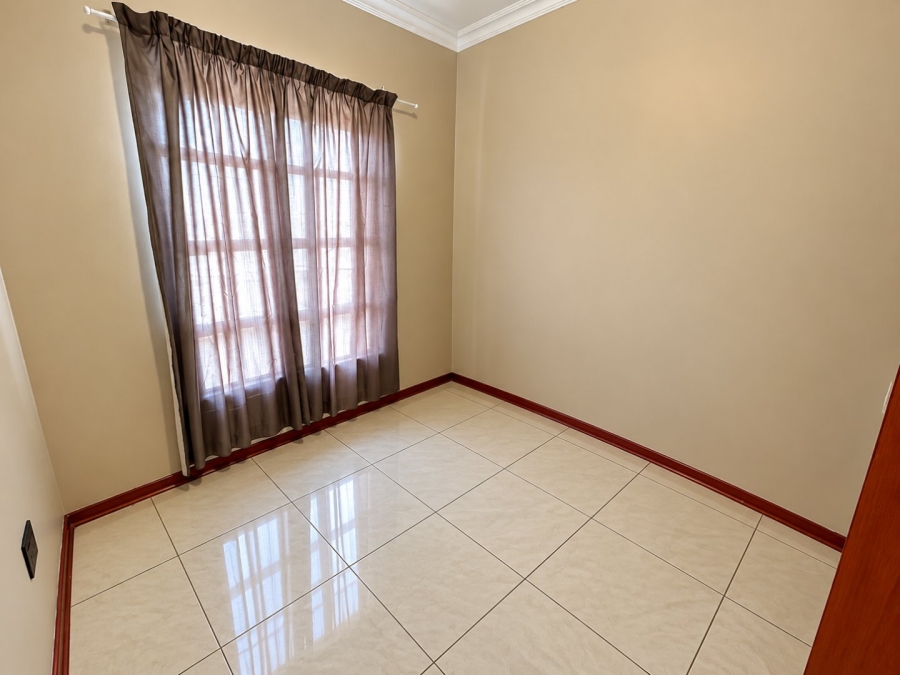 To Let 3 Bedroom Property for Rent in Bendor Limpopo