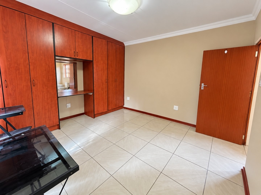 To Let 3 Bedroom Property for Rent in Bendor Limpopo
