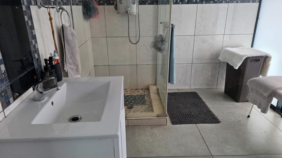 4 Bedroom Property for Sale in Golden Acres Estate Limpopo
