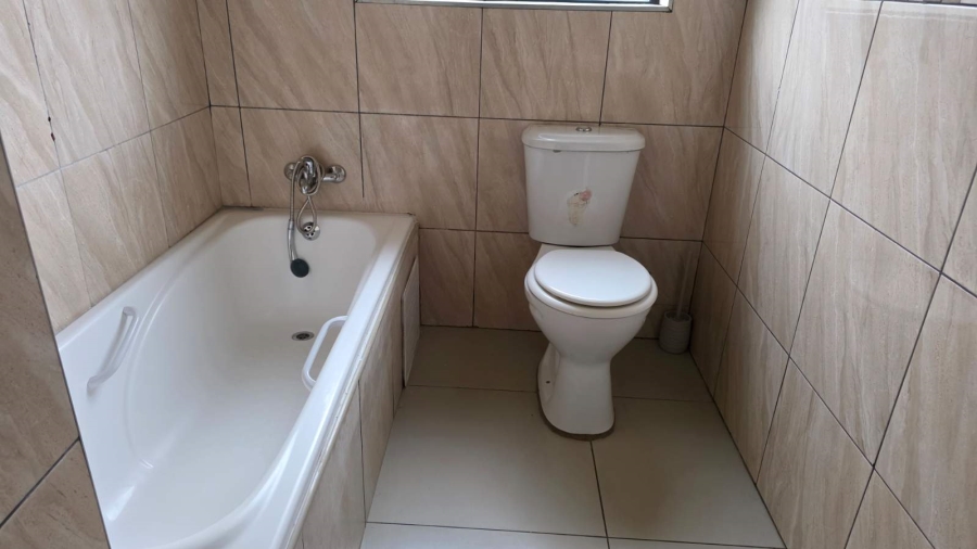 4 Bedroom Property for Sale in Golden Acres Estate Limpopo