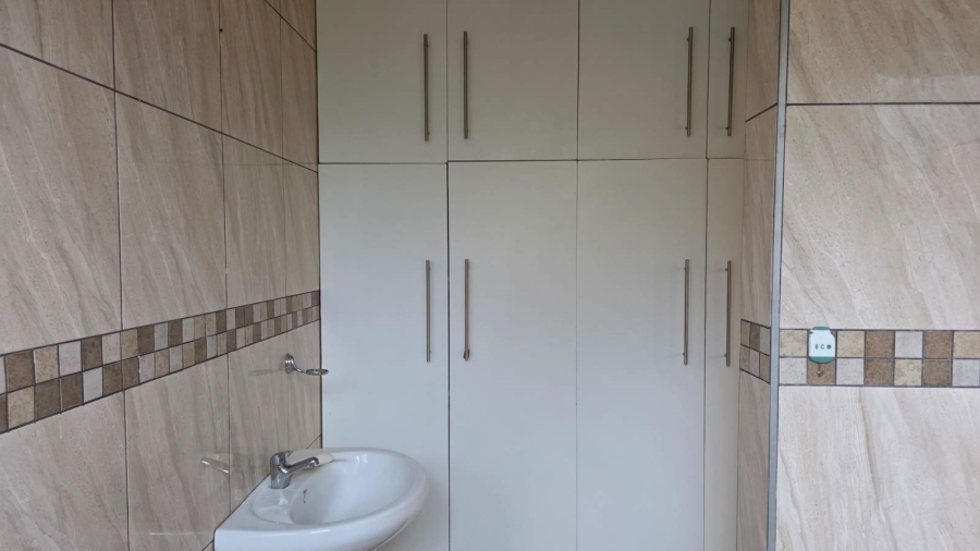 4 Bedroom Property for Sale in Golden Acres Estate Limpopo