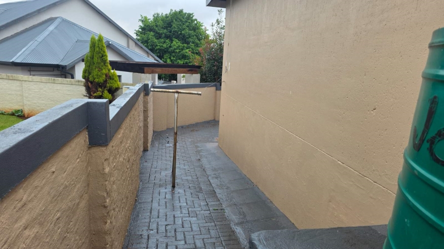 4 Bedroom Property for Sale in Golden Acres Estate Limpopo
