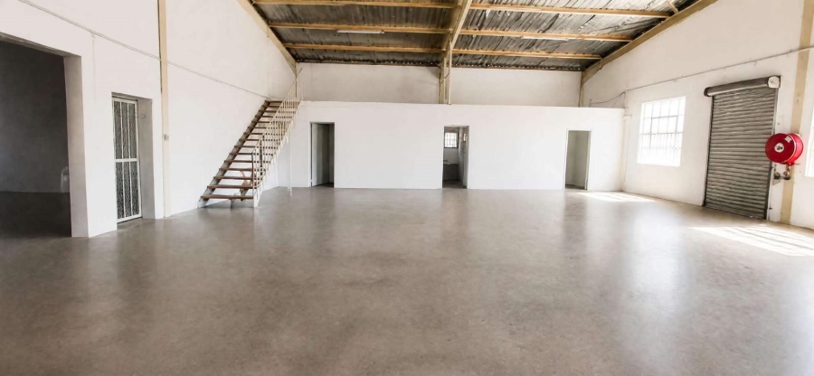 To Let Commercial Property for Rent in Nirvana Industrial Limpopo