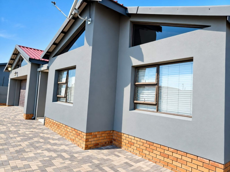 3 Bedroom Property for Sale in Bendor Limpopo