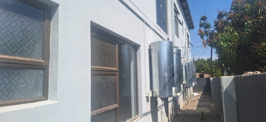 To Let 1 Bedroom Property for Rent in Mahwelereng Limpopo