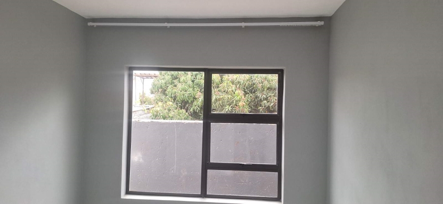 1 Bedroom Property for Sale in Mahwelereng Limpopo
