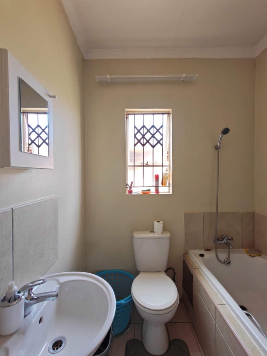 To Let 3 Bedroom Property for Rent in Southern Gateway Limpopo