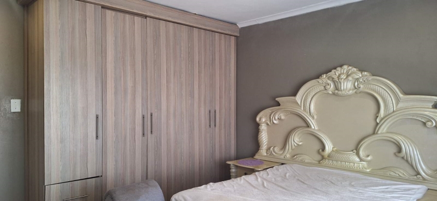To Let 2 Bedroom Property for Rent in Chroompark Limpopo