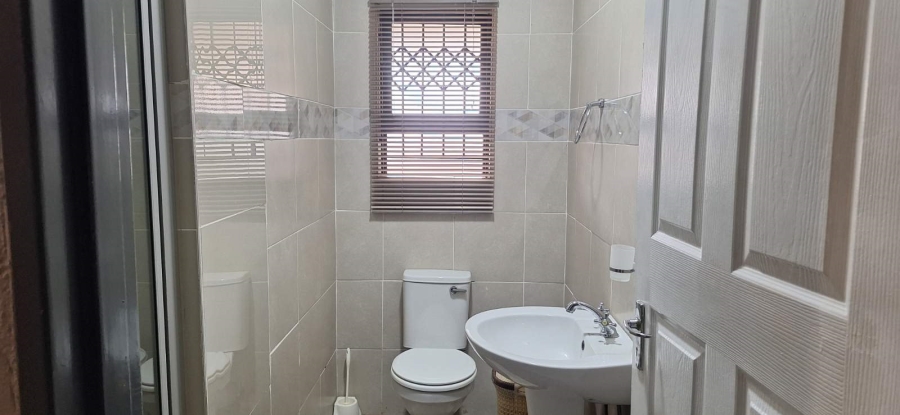 To Let 2 Bedroom Property for Rent in Chroompark Limpopo