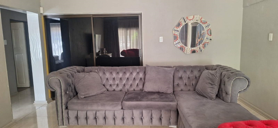 To Let 2 Bedroom Property for Rent in Chroompark Limpopo